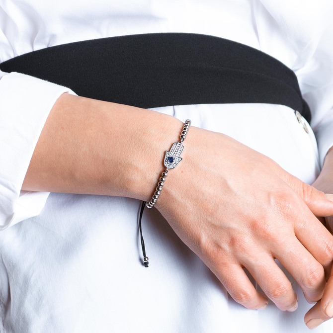 Náramek Lavaliere Silver shine of Hamsa Modelka.jpg